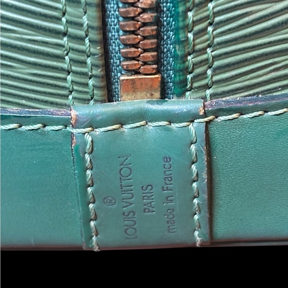 Louis Vuitton Alma PM – Vintage 1997 in Rare Borneo Green Epi Leather - Picture 6 of 14
